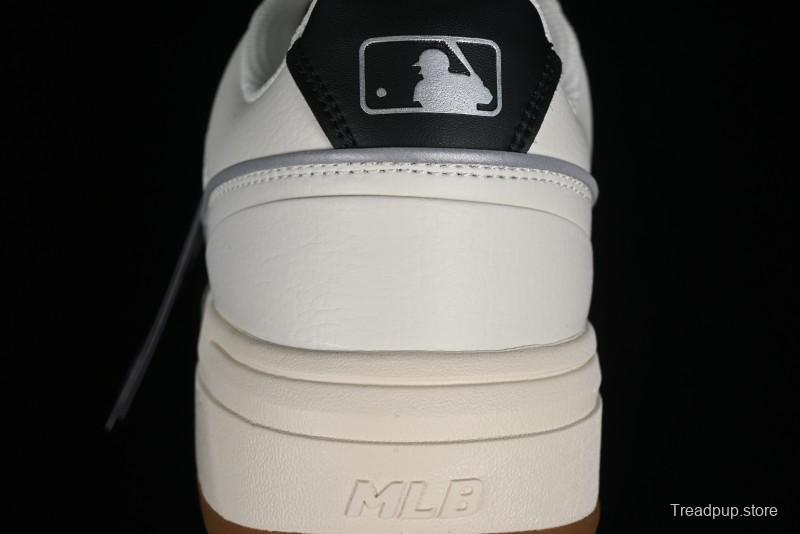 MLB Chunky Liner Basic New York Yankees Thick Sole Platform Sneakers with 6cm Height Increase - 3ASXCA12N50IVS