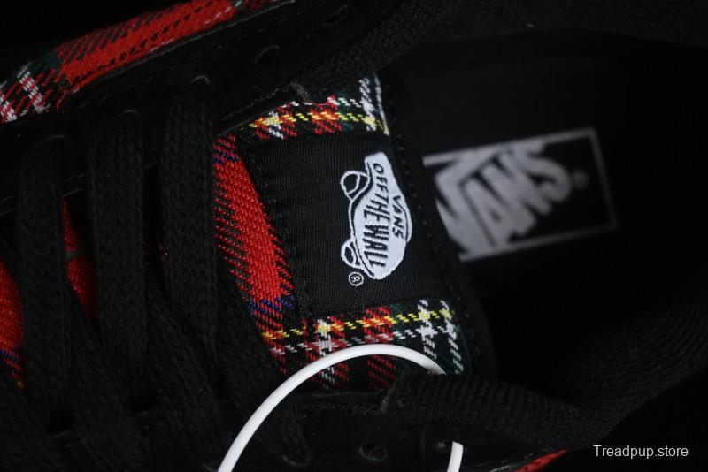 Vans Classics Knu Skool Retro Sneakers with Enlarged Toe and Thickened Trim - VN0009QC3N6