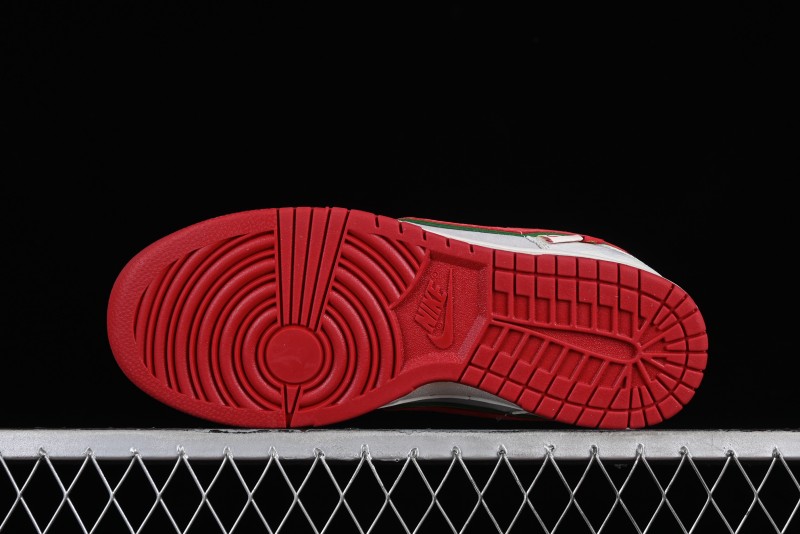 Nike SB Dunk Low Chinese New Year Limited Edition - Lucky Red Anniversary Custom Low-Top Casual Sneakers - CR8033-506
