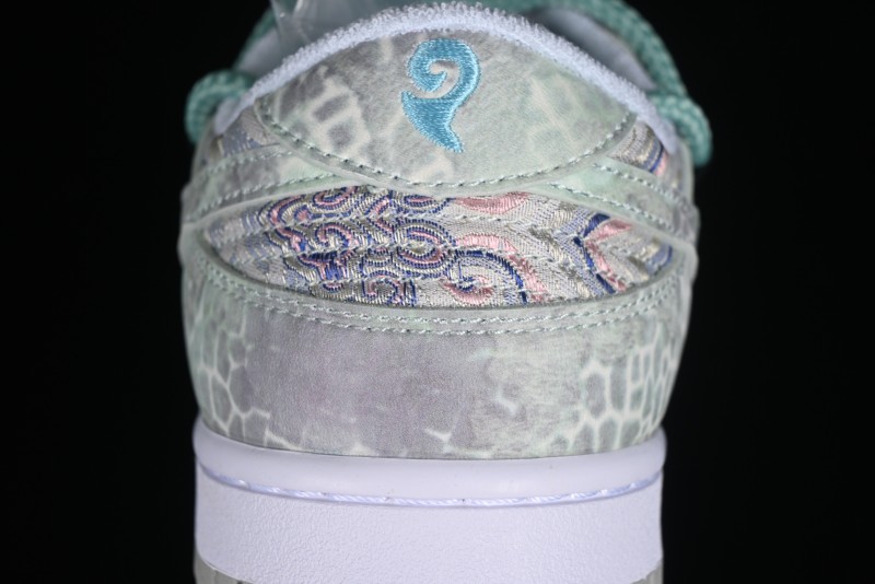 Nike SB Dunk Low Limited Edition Year of the Dragon - SJ2068-229