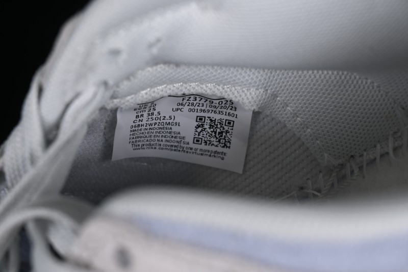 Nike Dunk Low Frozen 2.0 SB Low-Top Casual Skate Shoes - FZ3779-025