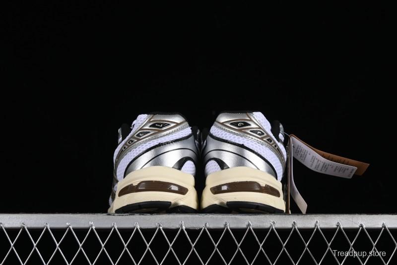 Asics Tiger GEL-1130 Low-Top Retro Running Shoes with GEL Cushioning and Durable Outsole - 1201A256-113