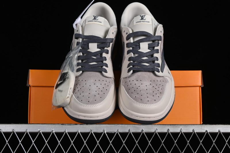 Nike Travis Scott x Fragment Design x Jordan Air Jordan 1 Low OG SP AJ1 LX1988-102