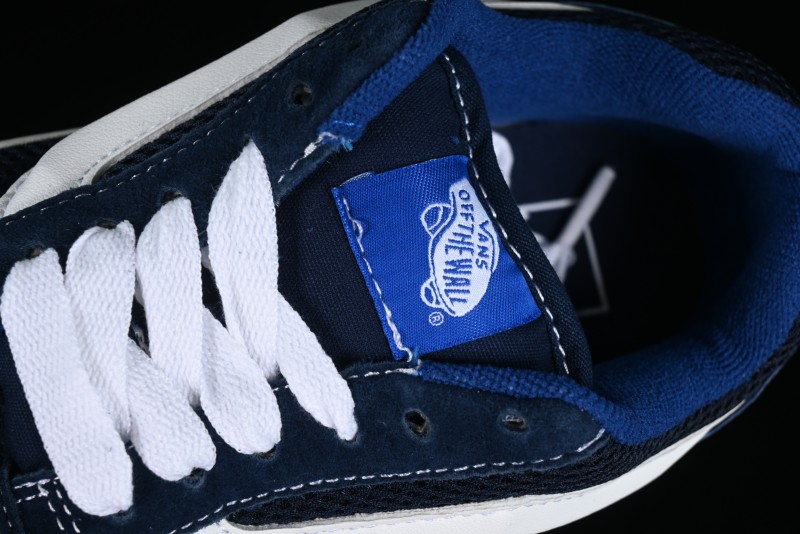 Vans Classics Knu Skool Retro Sneakers with Enlarged Toe and Thickened Trim - VN0009QCLC3