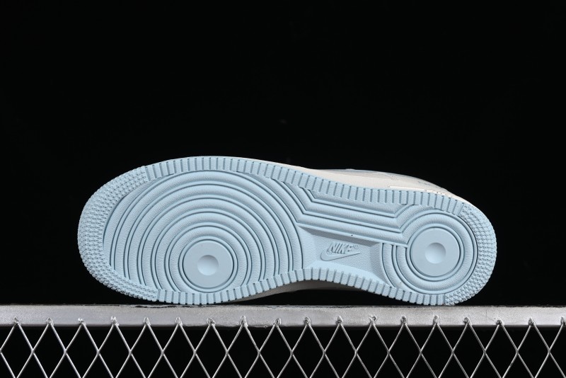 Nike Nocta x Nike Air Force 1 '07 Low Casual Sneakers with 3M Reflective Details and Full-Length Air Cushion - NO0224-026