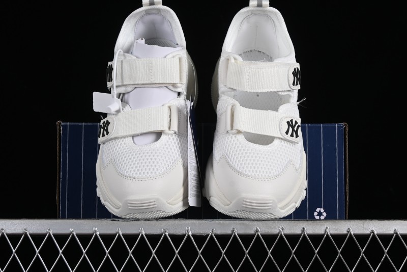 New York Yankees MLB Bigball Chunky Mask Jane Thick Platform Casual Sandals - 3ASDBCM4350IVS