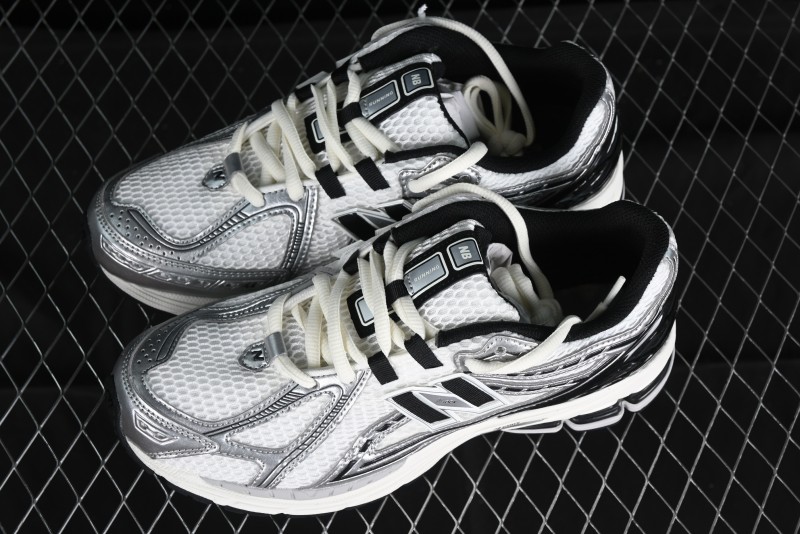 New Balance 1906 Series Retro Dad Style Casual Running Shoes - M1906RER