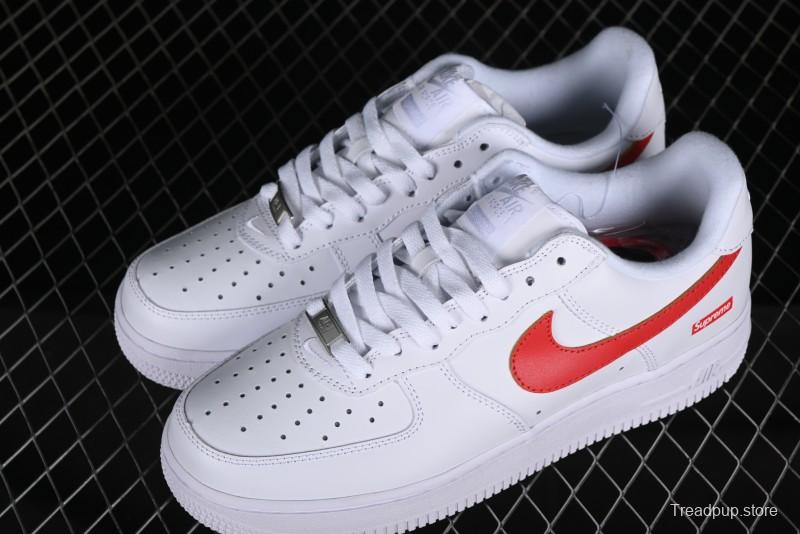 Nike Supreme x Air Force 1 Low Casual Sneakers with Full-Grain Leather and 3/4 Air Cushion - CU9225-101