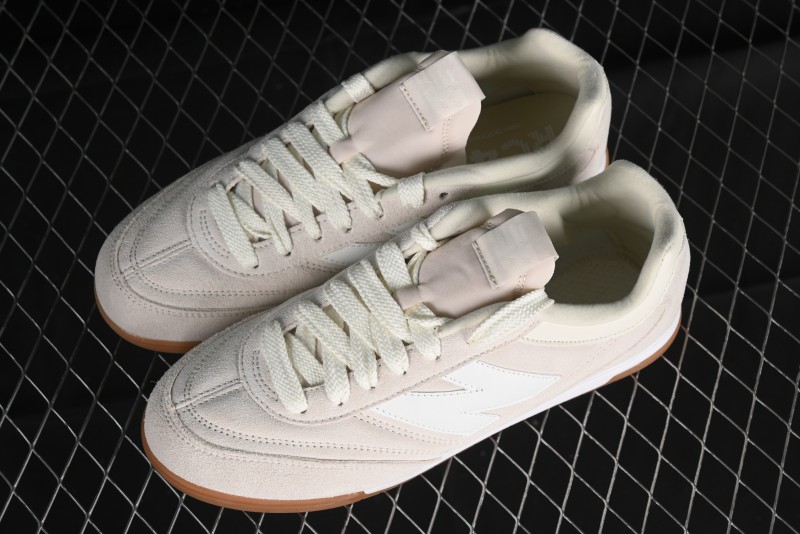 New Balance RC42 Series Retro Football Training Casual Sneakers - URC42EA