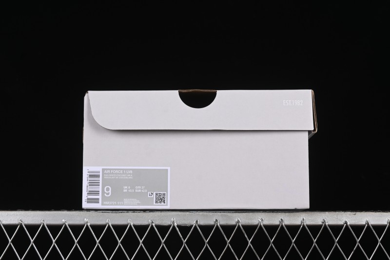 Nike Air Force 1 '07 Low Casual Sneakers with Full-Length Air Cushion - HM3721-111