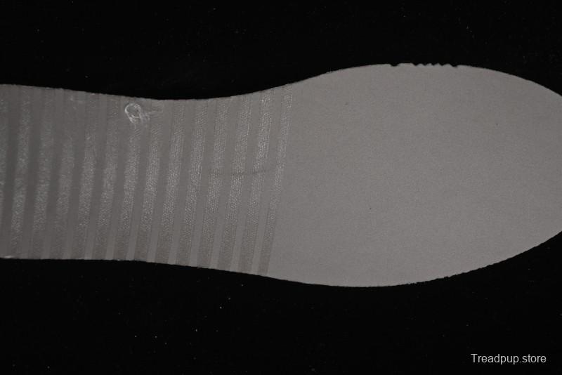 Nike SB Dunk Low Supreme Collaboration - Beige Grey Swoosh Anniversary Customized Low-Top Casual Skate Shoes - DJ2024-014