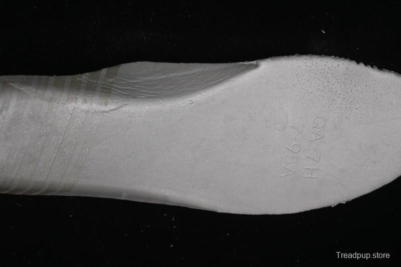 Nike Air Force 1 '07 Low Supreme Collaboration - Beige Black Starry Sneakers - XZ6188-013