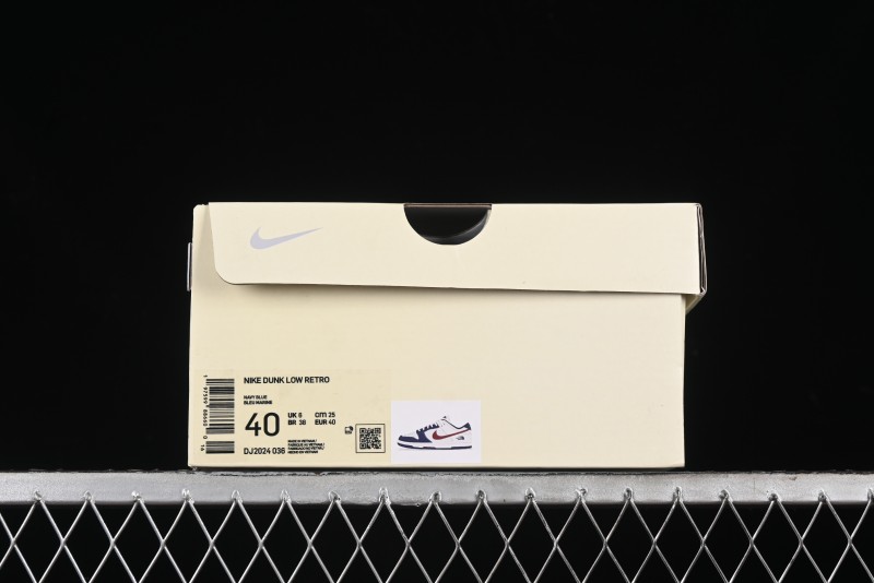 Nike SB Dunk Low The North Face Collaboration - Two-Tone Red Brown Swoosh Anniversary Custom Low-Top Casual Skate Shoes - DJ2024-036