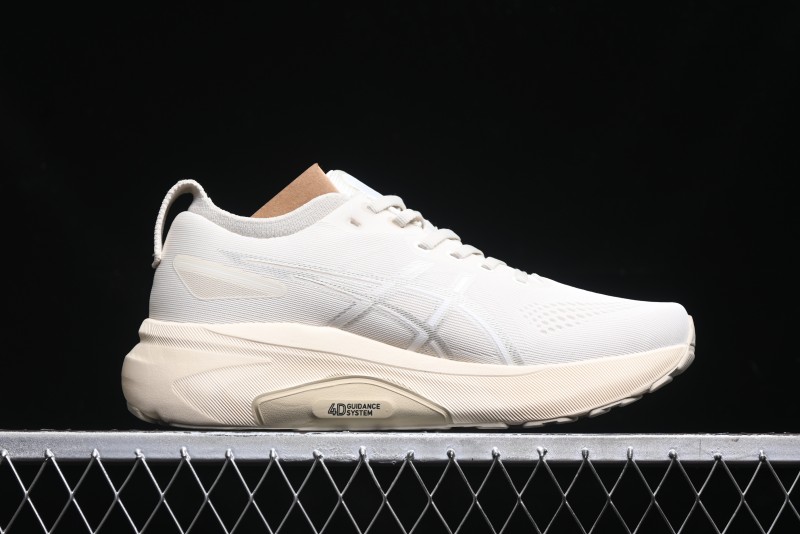 Asics Gel-Kayano 31 Running Shoes with GEL Cushioning and FLYTEFOAM BLAST Technology - 1011B995-200