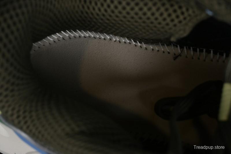 Adidas Vento XLG Deluxe IH0616 Lightweight Cyber Retro Casual Sneakers with Dual-Density Outsole - IH0616