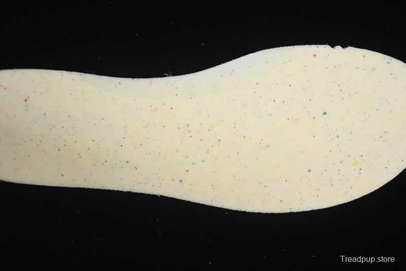 Nike Zoom Fly 6 Lightweight Responsive Running Shoes with React Foam and Carbon Fiber Plate - FN8454-100