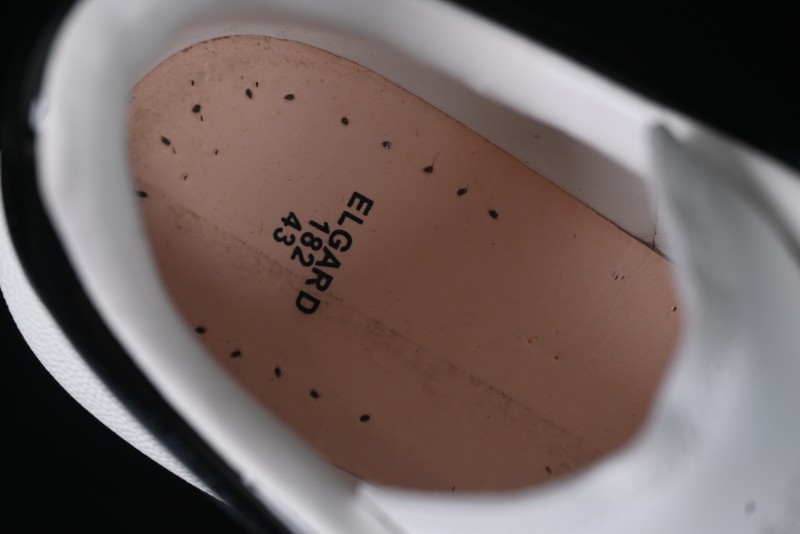 Alexander McQueen Oversized Sneakers with Gradient Black Detailing - D.E5