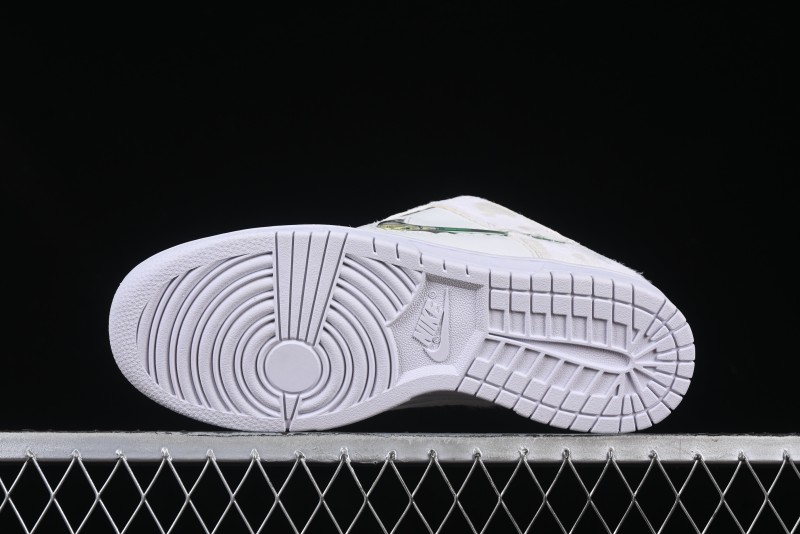 Nike Dunk Low Year of the Dragon Limited Edition Low-Top Casual Sneakers - DV0831-101