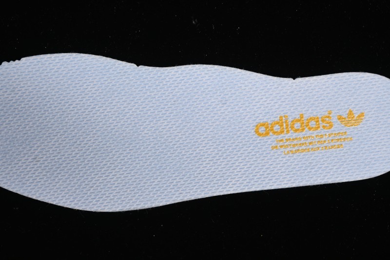Adidas Originals Gazelle Indoor Retro Casual Sneakers with Slip-Resistant and Durable Low-Top Design - HQ8716