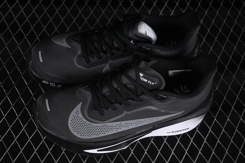 Nike Zoom Fly 6 Lightweight Responsive Running Shoes with Carbon Fiber Plate - FN8454-001