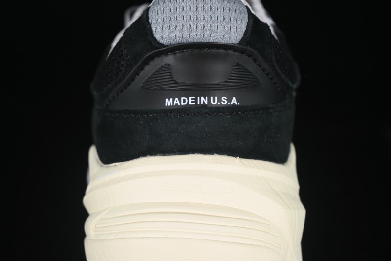 New Balance Made in USA M990 Series Premium Heritage Retro Running Shoes - U990LP6