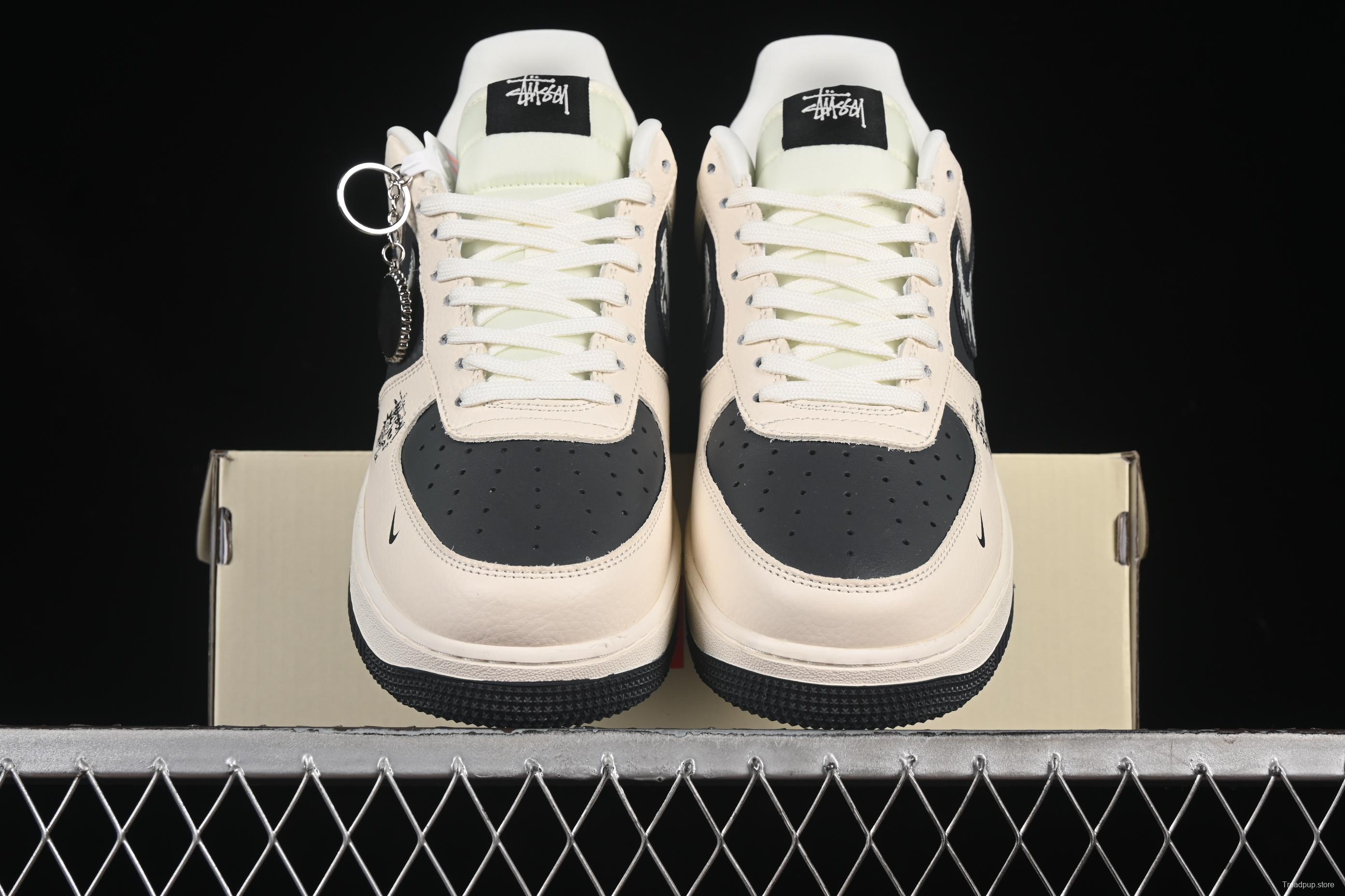 Nike Air Force 1 '07 Low Stussy Collaboration Beige Black Splatter Swoosh Casual Sneakers - DF0188-042