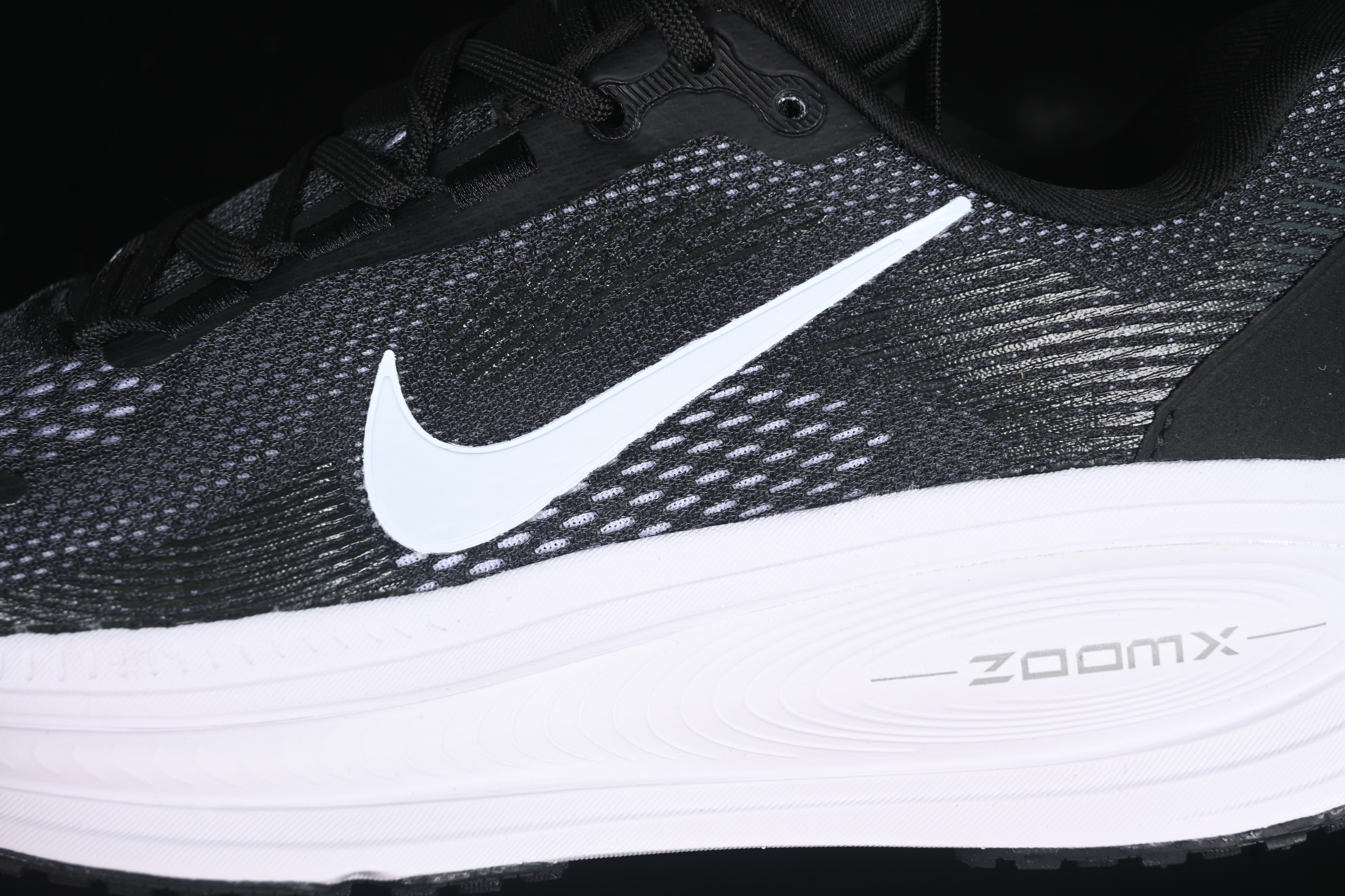 Nike Air Zoom Vomero 18 Moon Landing 18 2025 New Cushioned Casual Running Shoes - HM6803-007