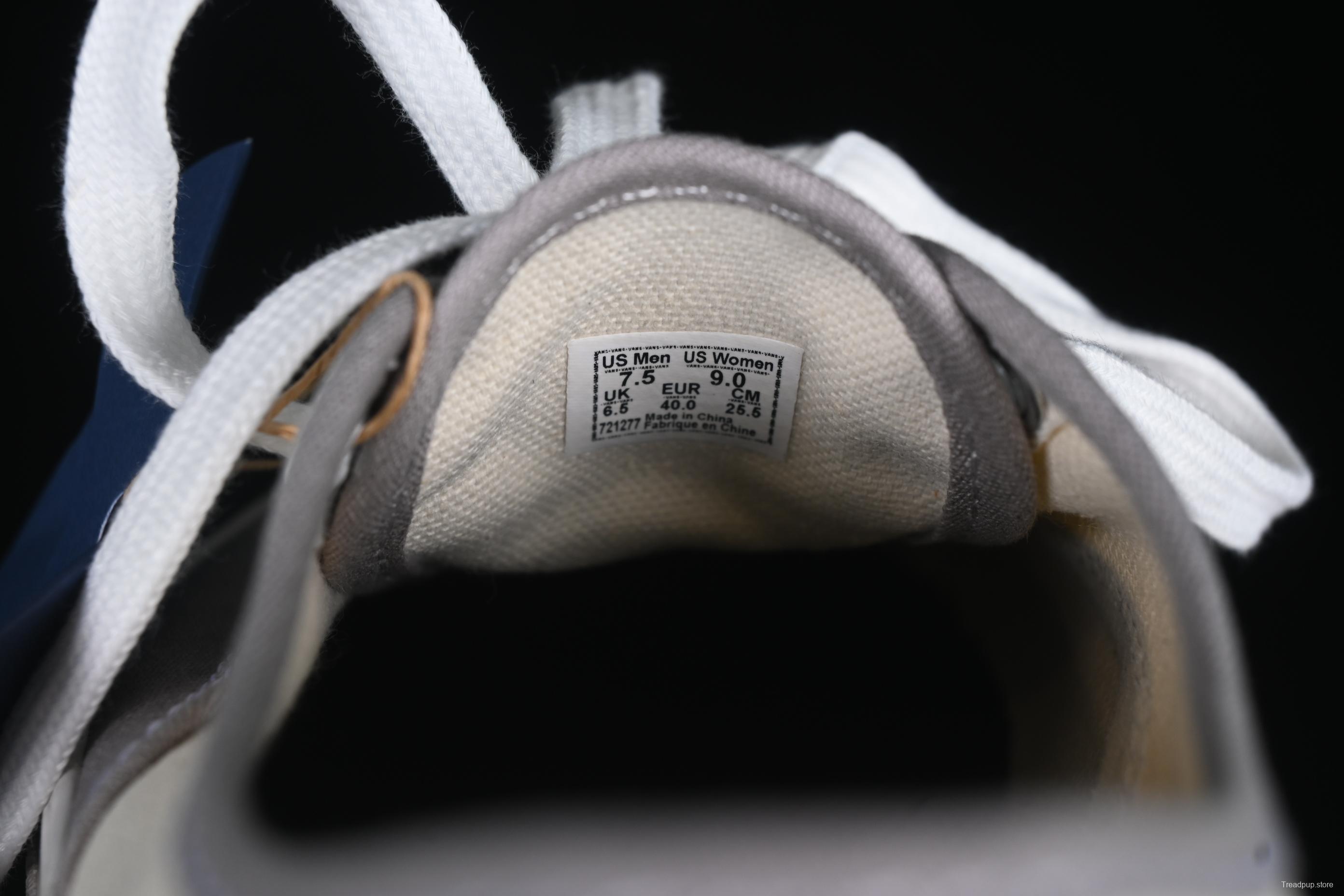 Vans Authentic Reissue 44 Low-Top Casual Skate Shoes - VN000CQAKAQ