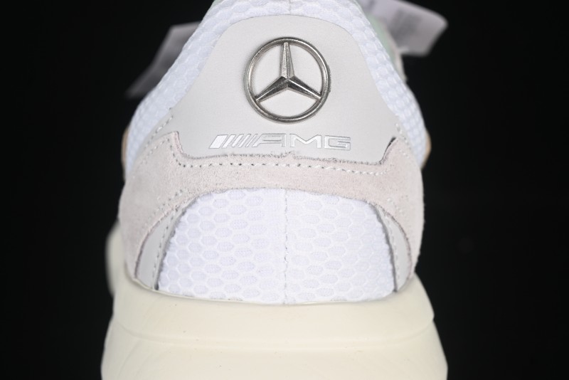 Adidas Lightblaze Mer Running Shoes with Breathable Design - JP8363