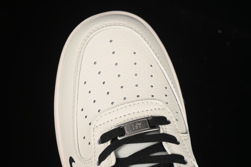 Nike Air Force 1 '07 Low Supreme Collaboration Shadow Swoosh Casual Sneakers - XX3168-149