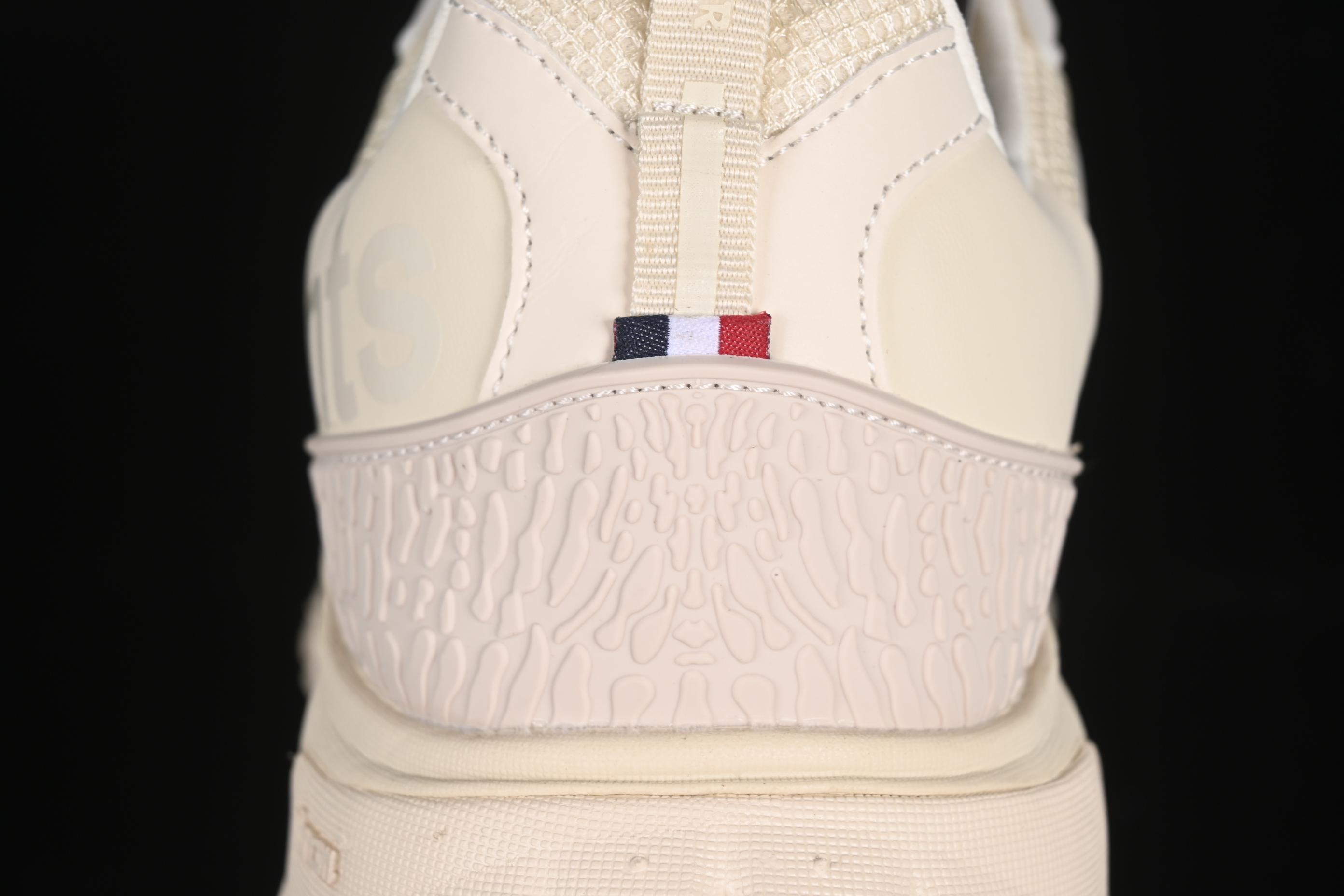 Moncler Trailgrip GTX Anti-Tear Material Mountain Outdoor Shoes with Gore-Tex Waterproof and Vibram Outsole - M00130M6068