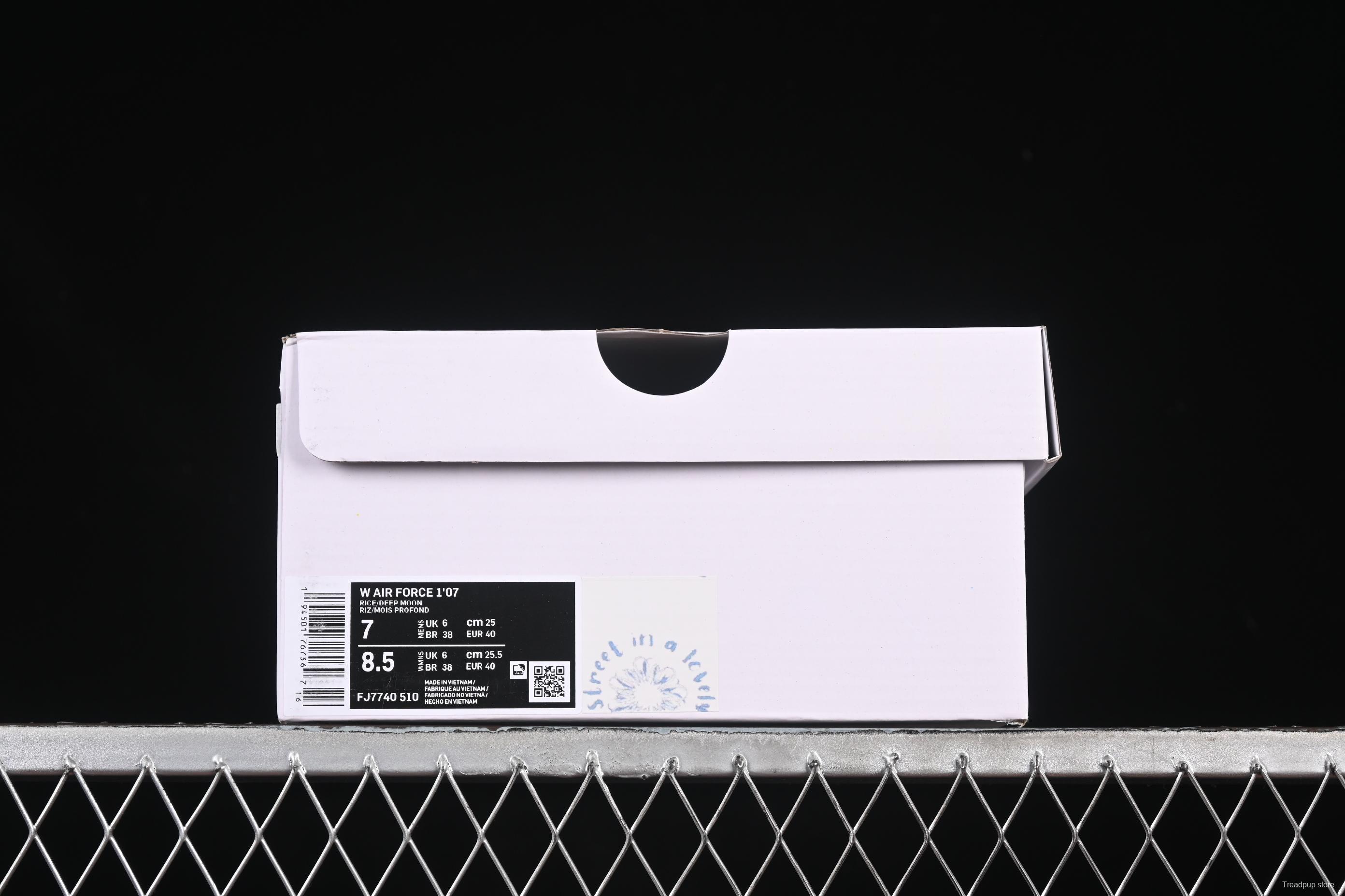 Nike Air Force 1'07 Low "Love Words" Casual Sneakers with Blue Romantic Design - FJ7740-510