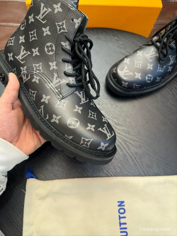 2024 Men Louis Vuitton Black Monogram Leather High Top Boots MJ00440