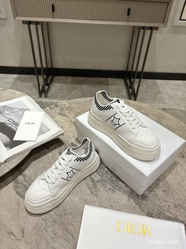 2025 Women Dior White Leather Sneakers Star Detailing KFY00330
