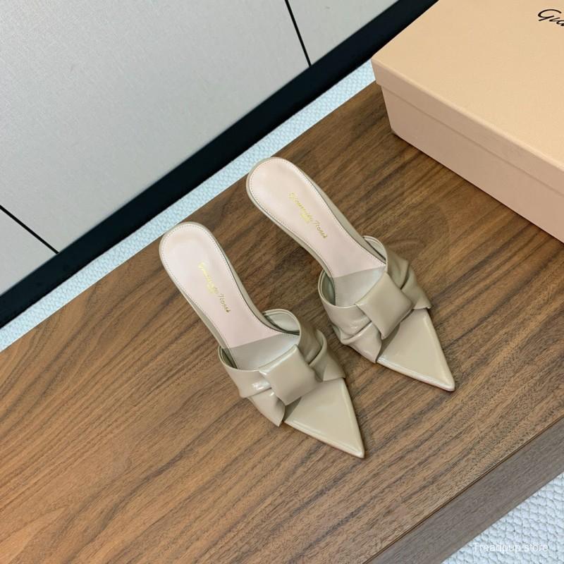 2025 Women Gianvito Rossi Beige Leather Pointed Toe High Heel Mule