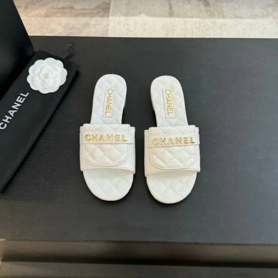 2025 Women Chanel White Leather Slippers