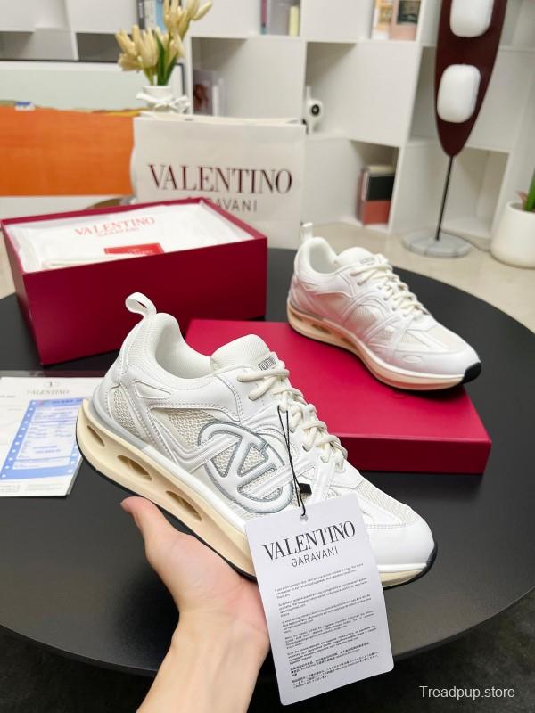 2025 Unisex Valentino White Mesh TPU Sneakers Vlogo Signature LY00410