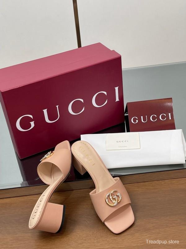 2025 Women Gucci Pink Leather Slippers GG Crystal Buckle LY00280