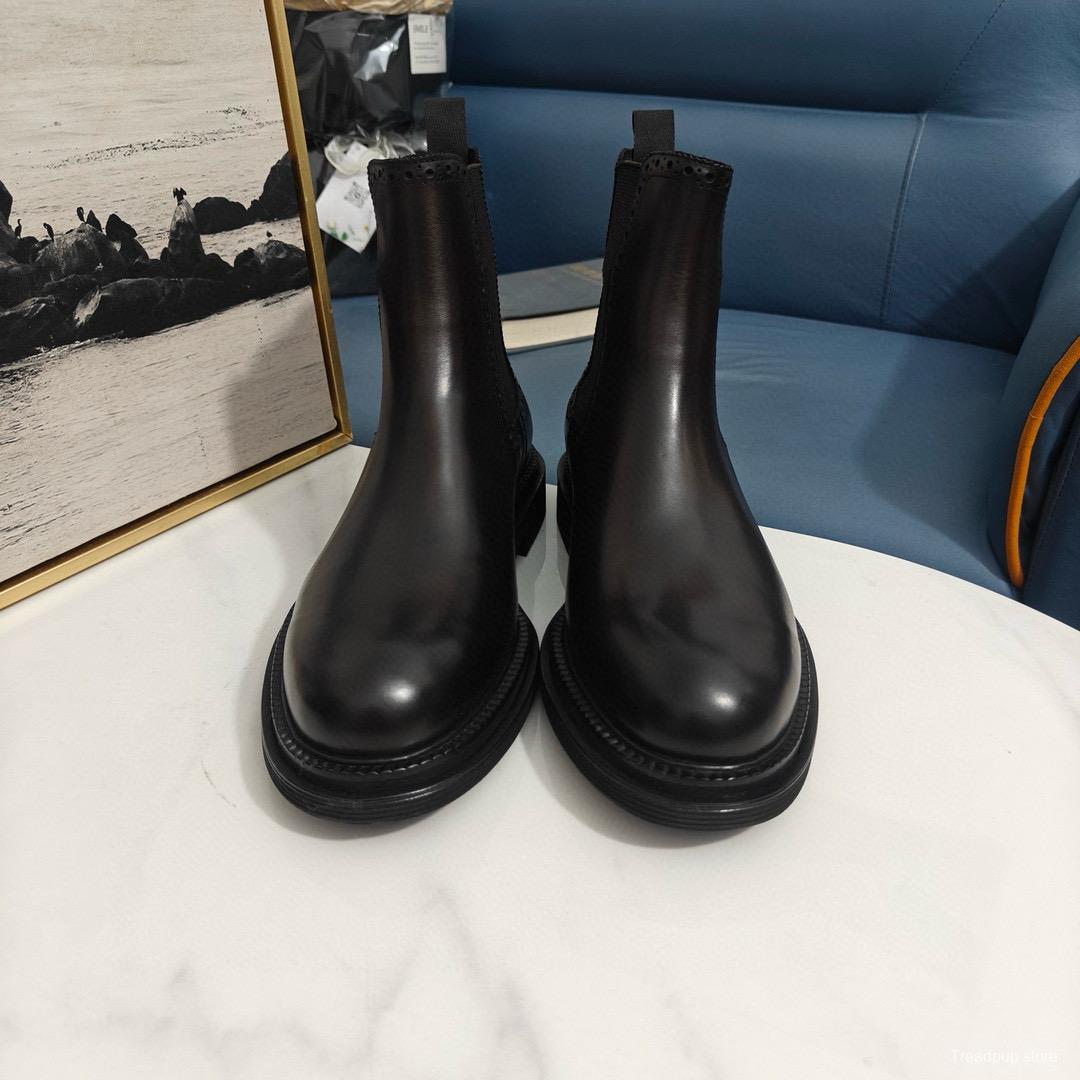 2024 Men Dolce & Gabbana Black Leather Chelsea Boots MJ00530