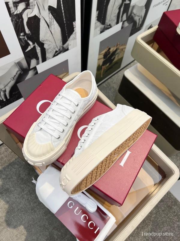 2025 Women Gucci White Canvas Sneakers