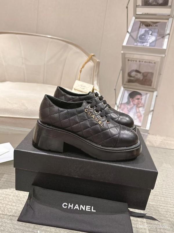 2025 Women Chanel Black Leather Oxford Lace-up B2599
