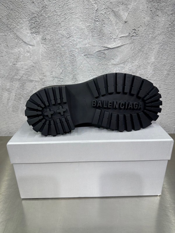 Adidas 2025 SS Men's Lace-Up Boots with Slightly Asymmetrical Round Toe - KFY00560