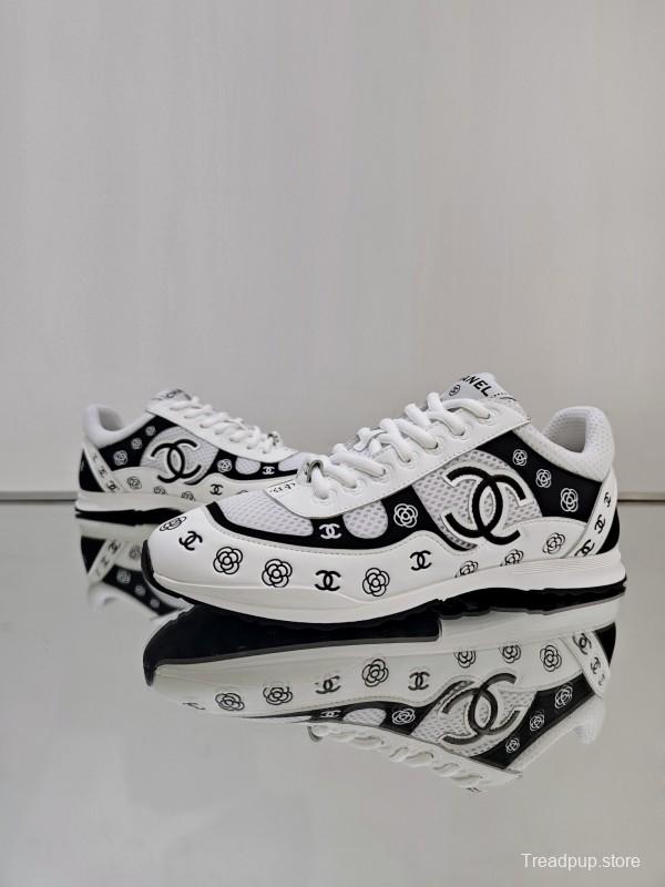 Chanel 2025 SS Limited Edition Silver Horn King 2 Sneakers - KFY00340