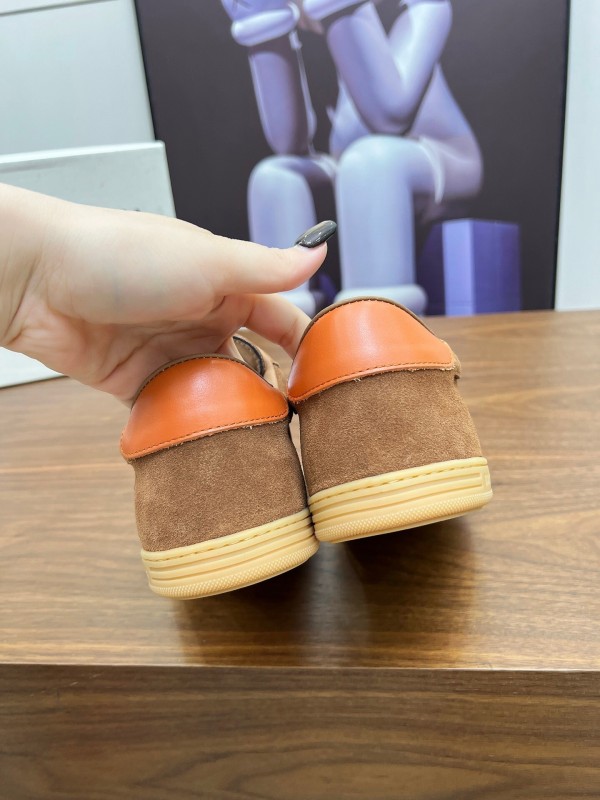 Dolce & Gabbana 2025 SS Casual Shoes with Exaggerated Fashion Style - AS00270