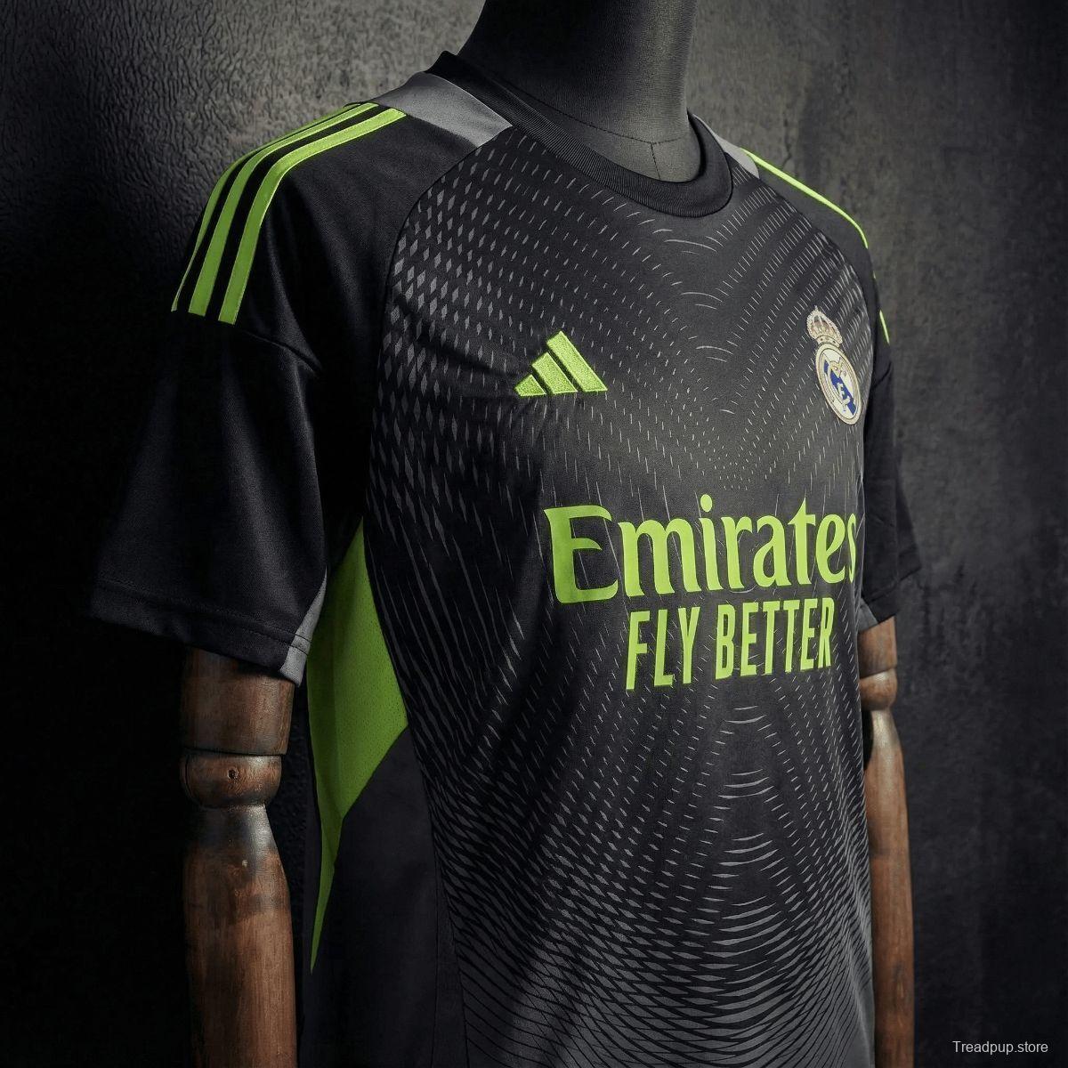 25/26 Real Madrid Goalkeeper Grey Jesrey