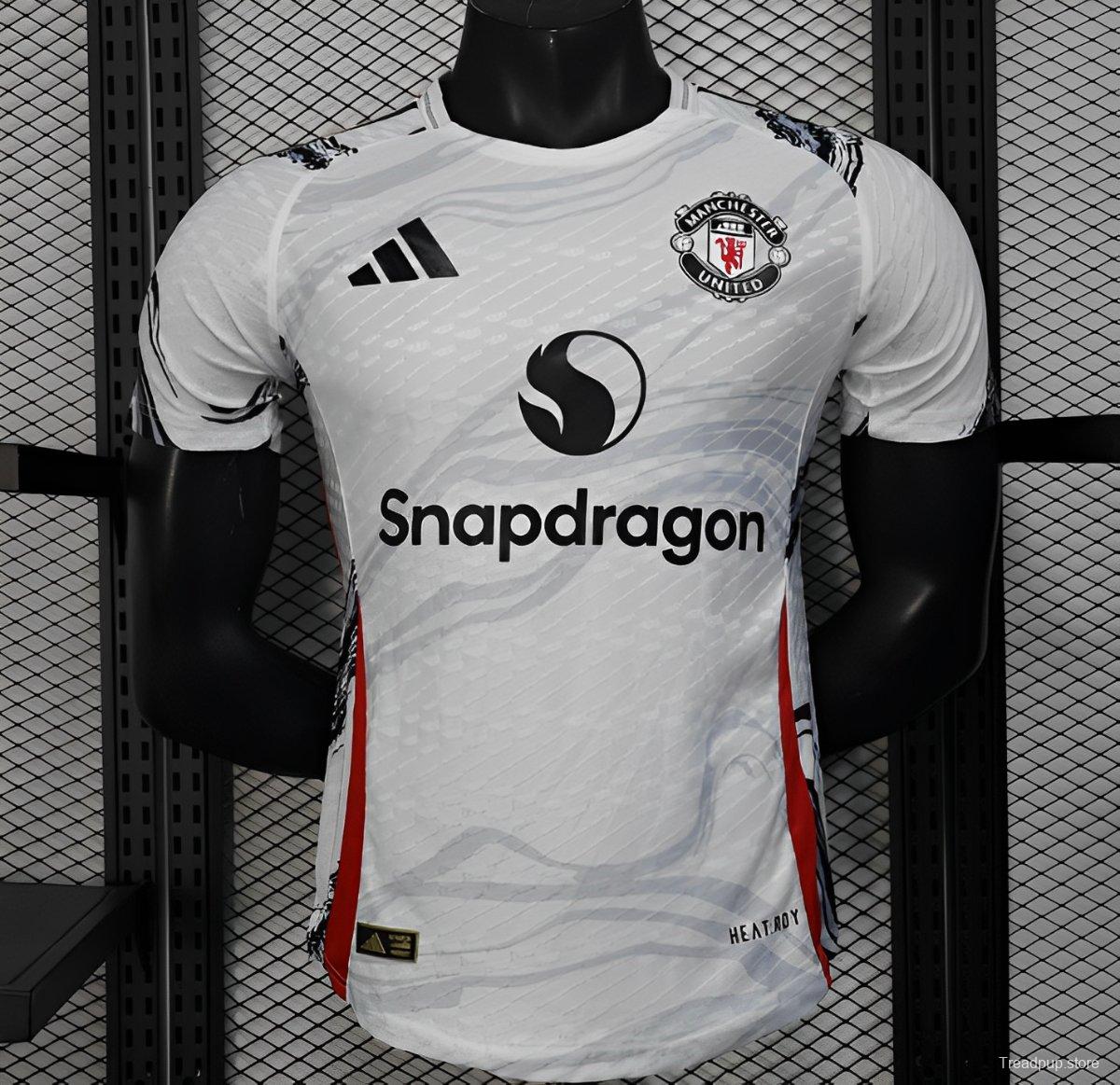 Player Version 25/26 Manchester United White with Marble Pattern and Snapdragon Sponsor Jersey